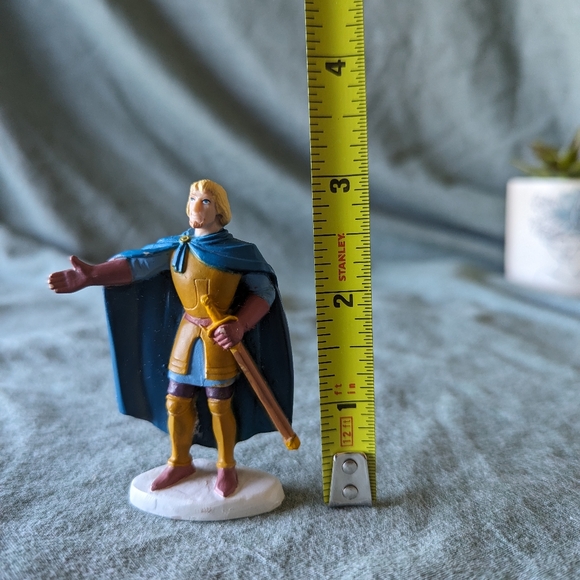 Disney Phoebus Hunchback Of Notre Dame Figure 3" Toy Mattel Action Figurine Guy - Picture 12 of 12